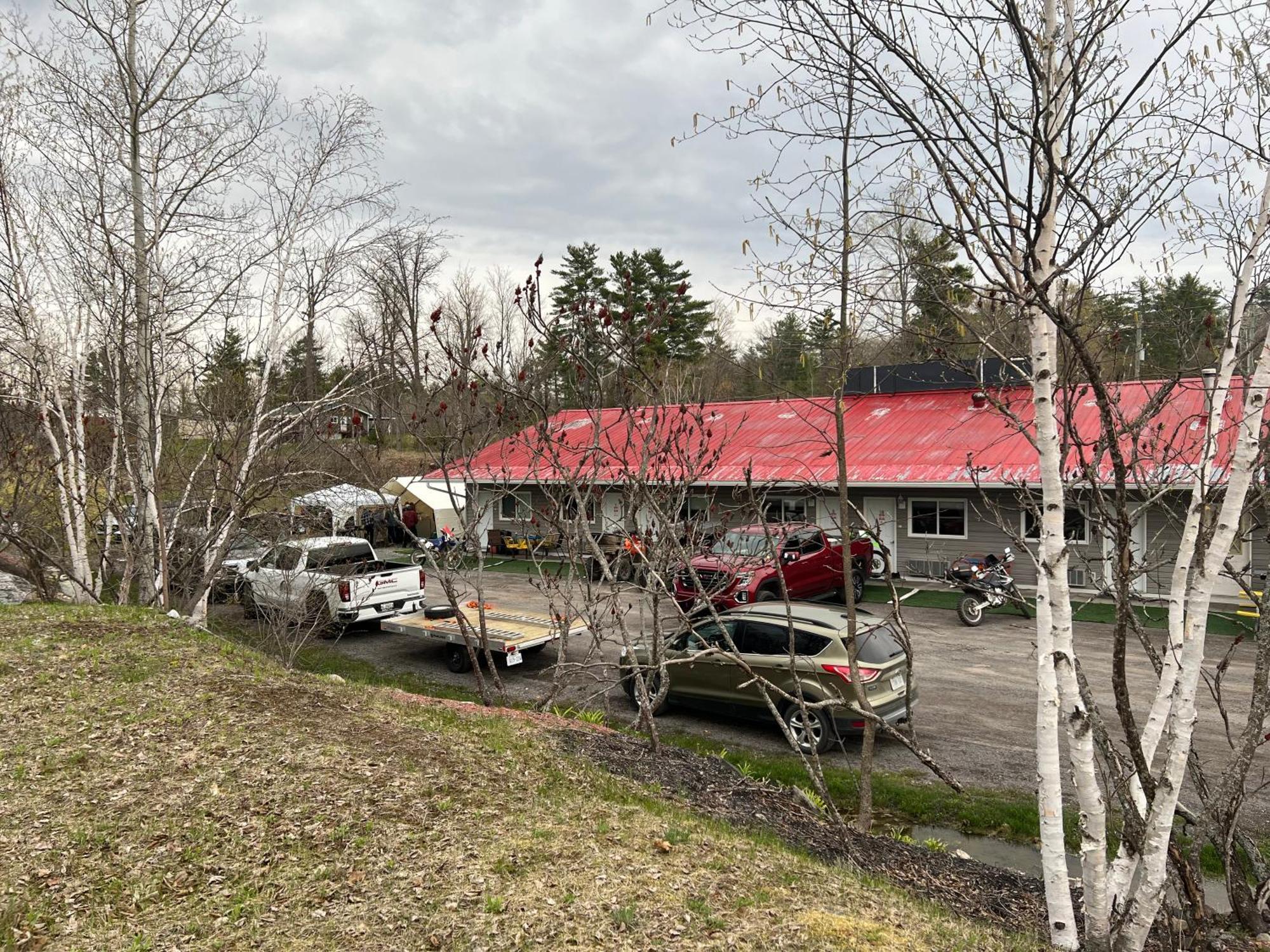 Calabogie Motor Inn Exterior photo